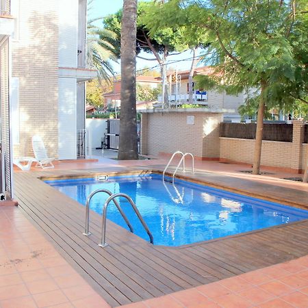 Apartamentos Caru 카스테데펠스 외부 사진