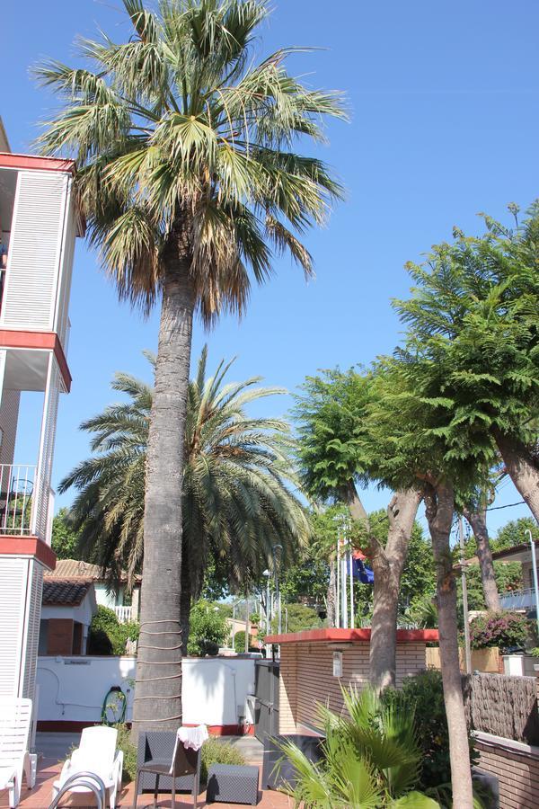 Apartamentos Caru 카스테데펠스 외부 사진